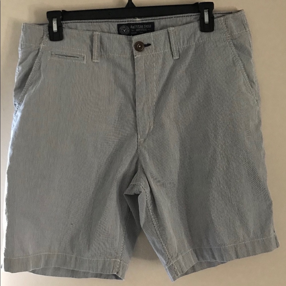 American Eagle Outfitters Classic Fit Men Size 36